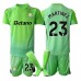 Maillot de foot Aston Villa Emiliano Martinez #23 Gardien Extérieur vêtements enfant 2025-26 Manches Courtes (+ pantalon court)